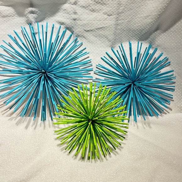 3 Vibrant Blue and Green Metal Sea Urgents Starbursts Wall Decor 60’s style - Picture 8 of 8